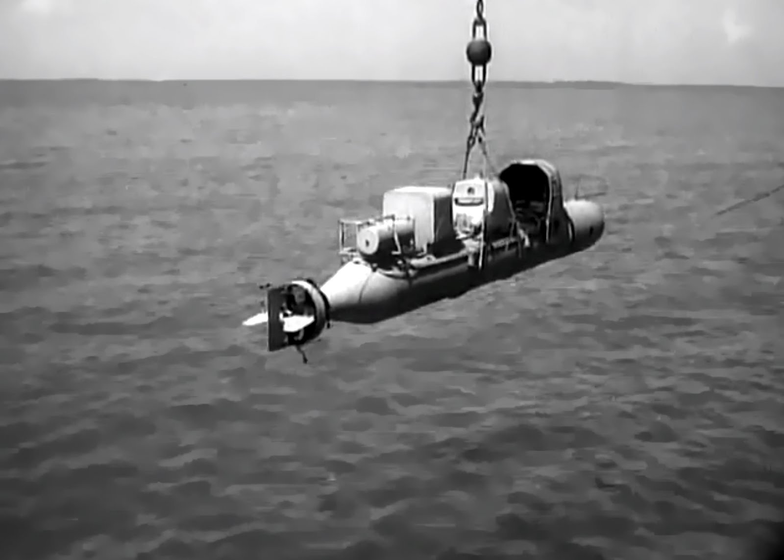 Hanging-Human-Torpedo-from-World-War-II.jpg