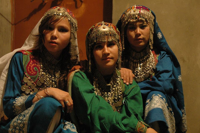 hazara-girls1.jpg
