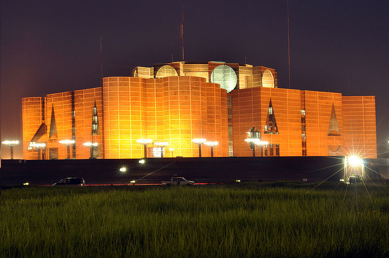 800px-national_parliament_of_bangladesh_at_night.jpg