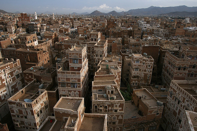 Yemen-Old-Town-Sanaa-Richard-Messenger-Flickr.jpg