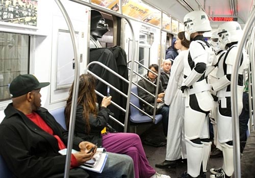 darth_vader_and_stormtrooper_in_action_in_subway_car.jpg