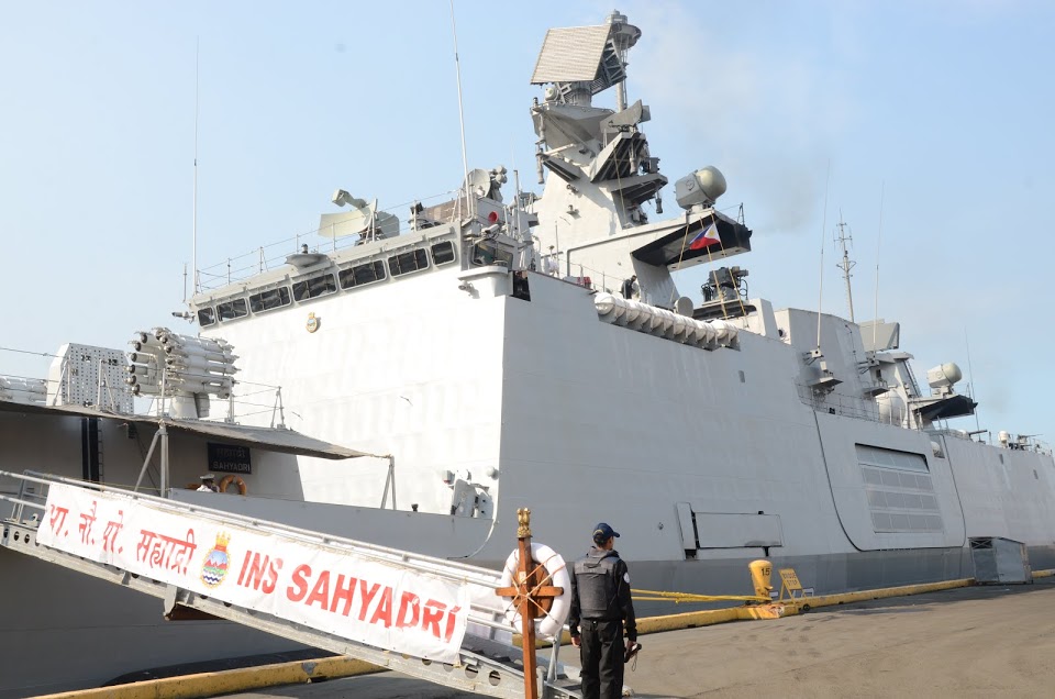 india-navy-2.jpg