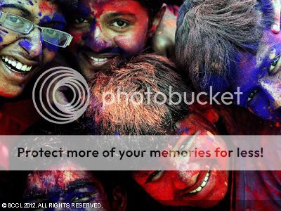 Youths-throw-coloured-powder-on-each-other-during-Holi-celebrations-in-Chennai-on-March-08-2012.jpg