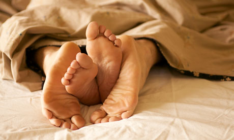 Feet-of-couple-in-bed-008.jpg
