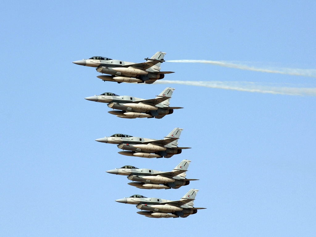 AIR_F-16E-F_Formation_lg.jpg