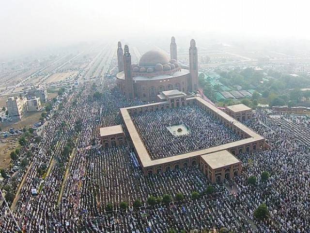 foundation-stone-of-world-s-3rd-biggest-mosque-laid-in-karachi-1420580583-8779.jpg