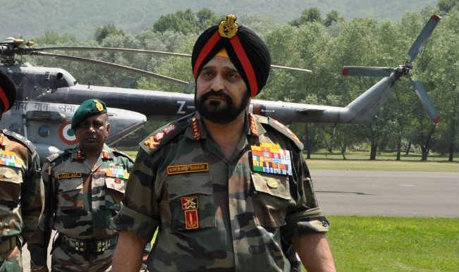 indian-general-praises-colonel-sher-khan-for-his-bravery-1470050507-6348.jpg