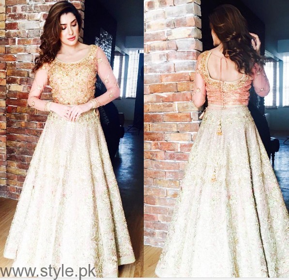Pakistani-Golden-Party-wear-Dresses-9.jpg