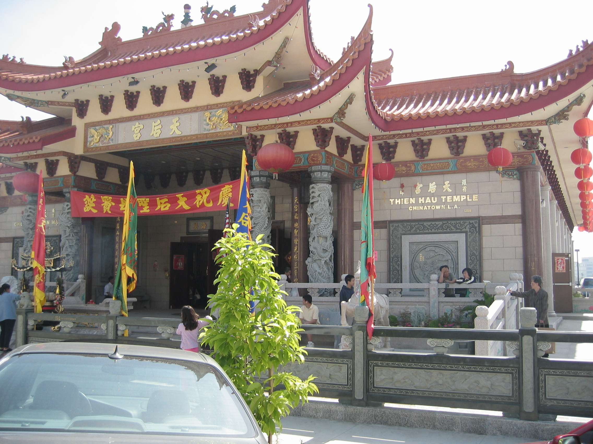 La-chinatown-buddhisttemple2.JPG