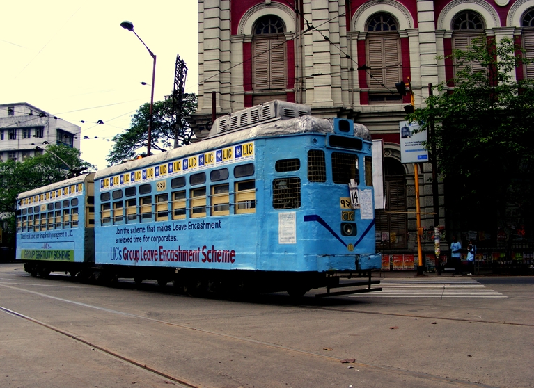 Kolkata_Tram.jpg