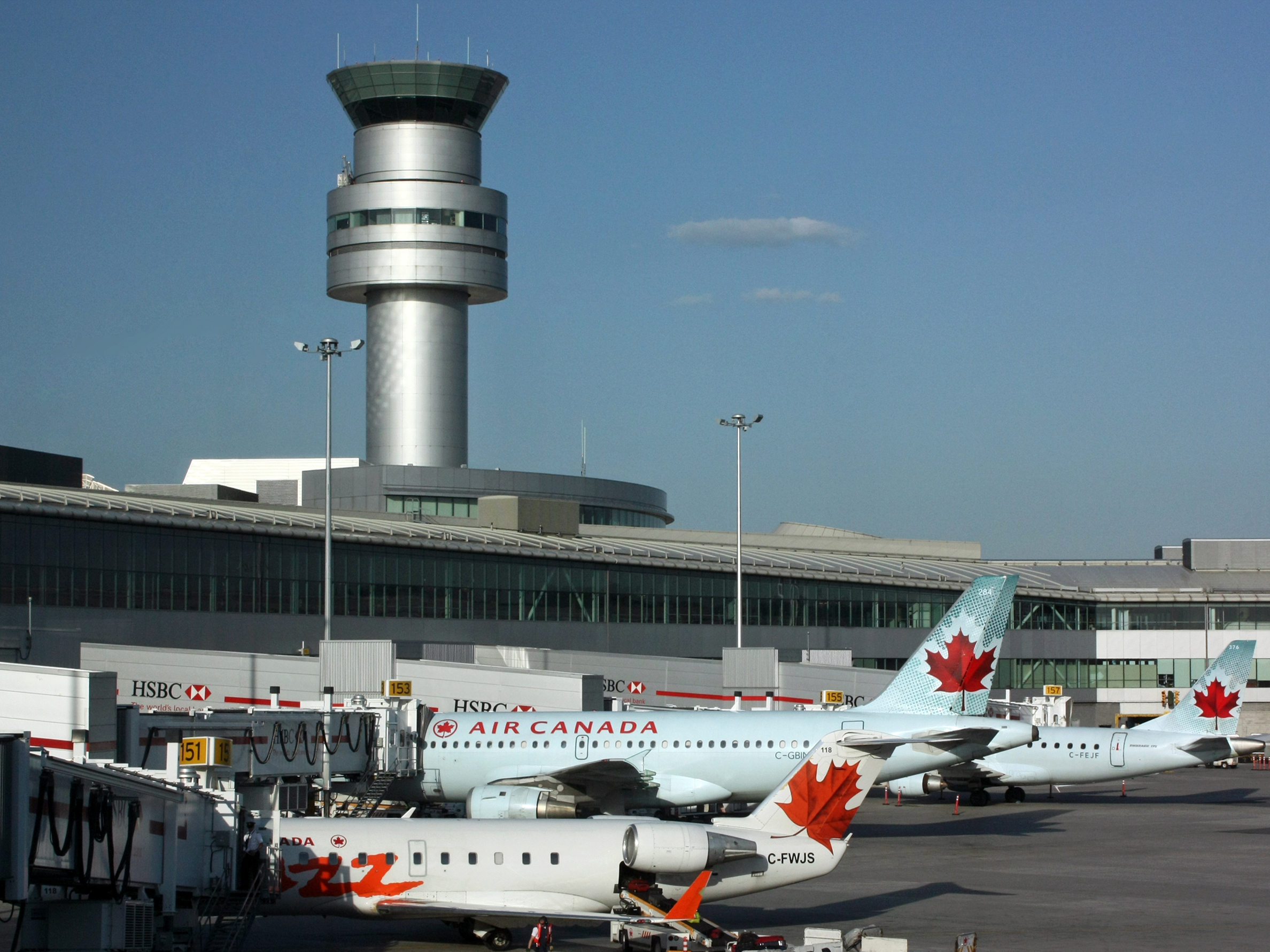 Toronto_Airport.jpg
