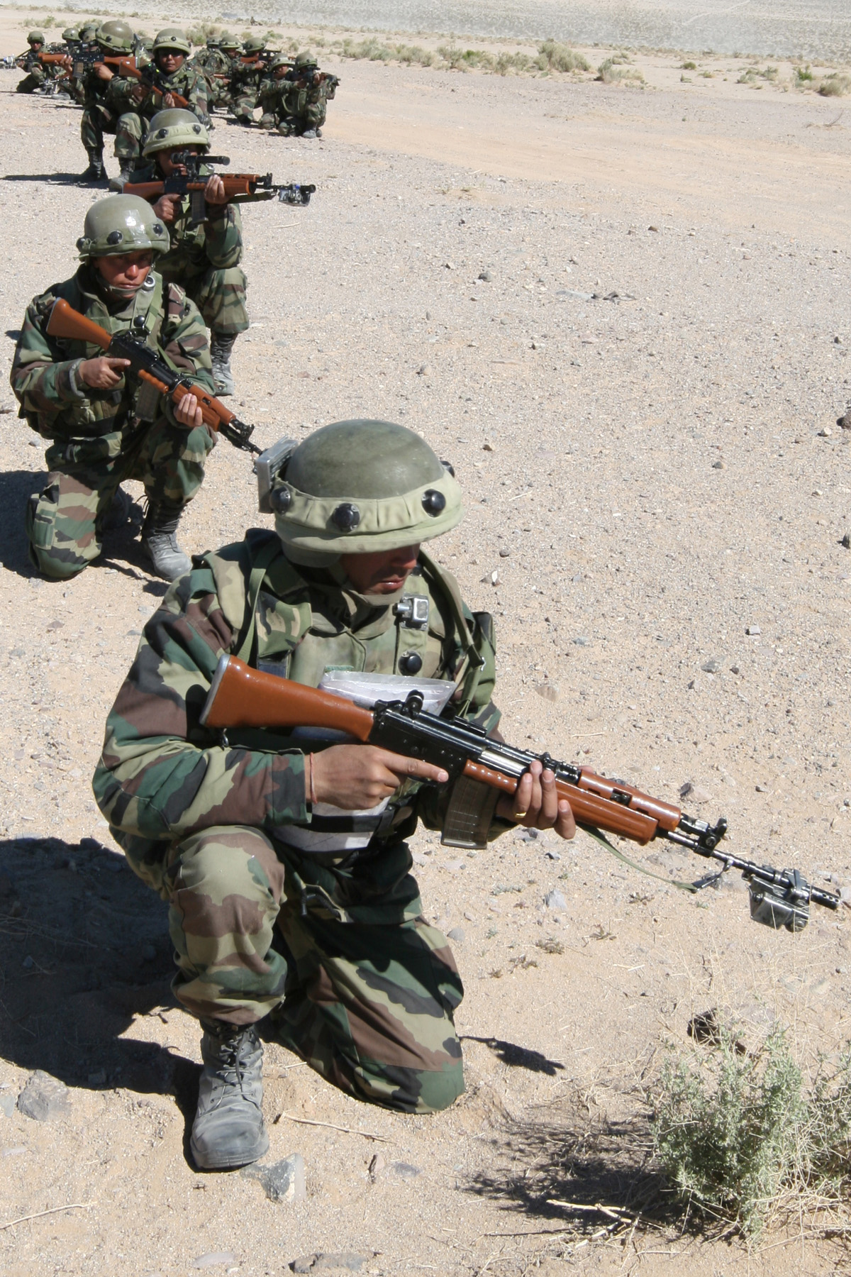 Indian_Army_Gurkha_rifles.jpg
