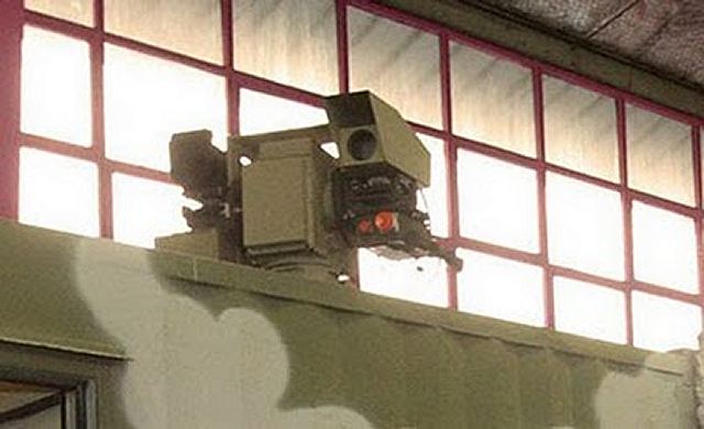 Mesbah-1_electro-optical_tracking_system_mounted_on_enclosed_shelter_Iran_Iranian_army_defence_industry_001.jpg