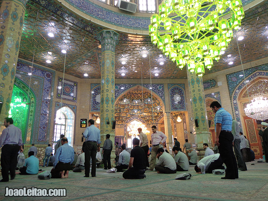Jamkaran-Qom-Iran.jpg