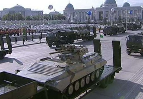 turkmenistan-bmp-1-upgraded-on-parade-e1456000082661.jpg