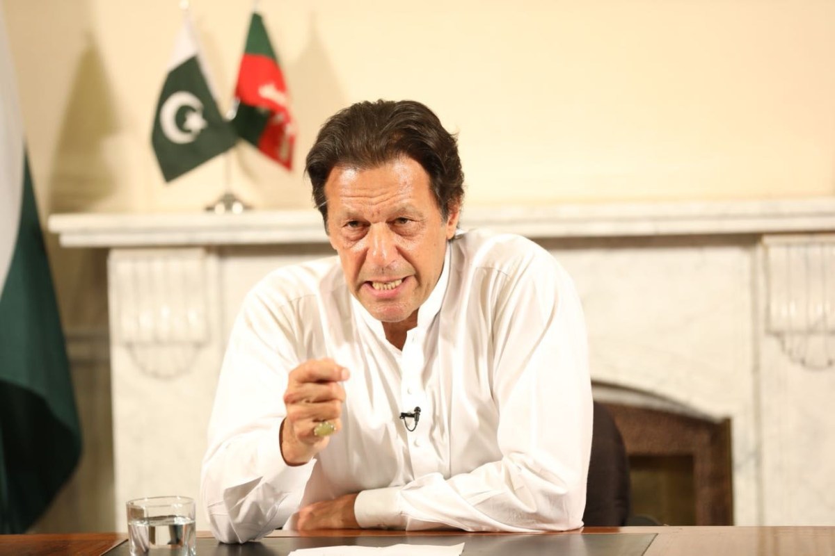 Prime Minister Imran Khan's government has been accused of wanting to devastate his rivals running Sindh state. Photo: AFP / Muhammad Reza / Anadolu