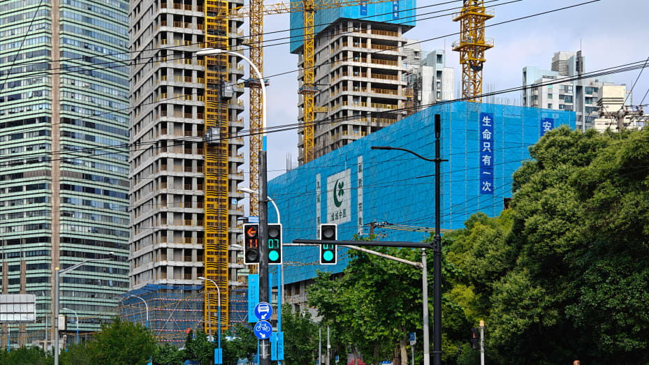 107247748-1685407802353-gettyimages-1257883217-China_Real_Estate_Market.jpeg