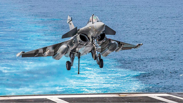 Deal to buy 26 Rafale M | The Navy gets new wings