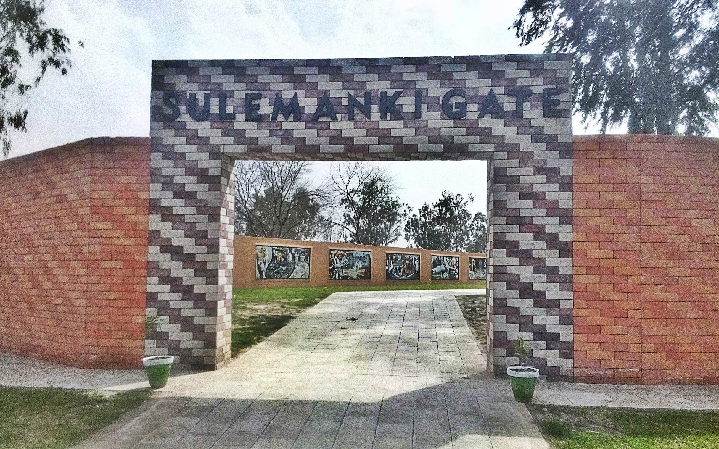 Entrance to Sulemanki Post