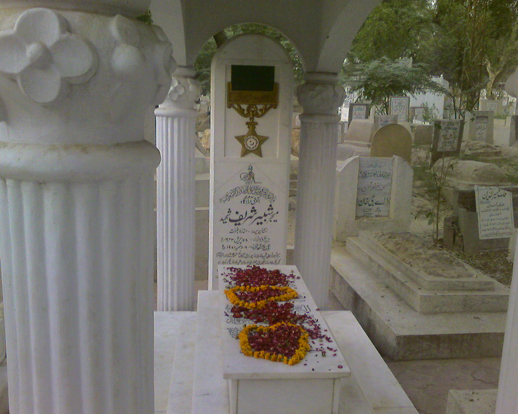 Grave of Major Shabbir Sharif Shaheed