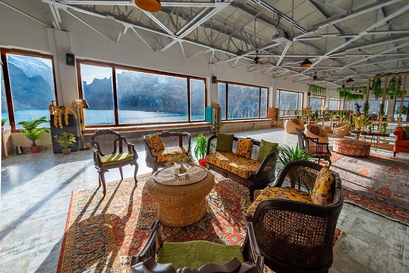 Luxus-Hunza-Attabad-Lake-Resort-Karimabad-Exterior.JPEG