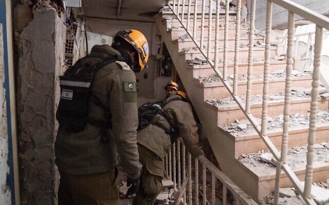 IDF search and rescue teams work to find survivors after an earthquake in Turkey on February 8, 2023. (Israel Defense Forces)