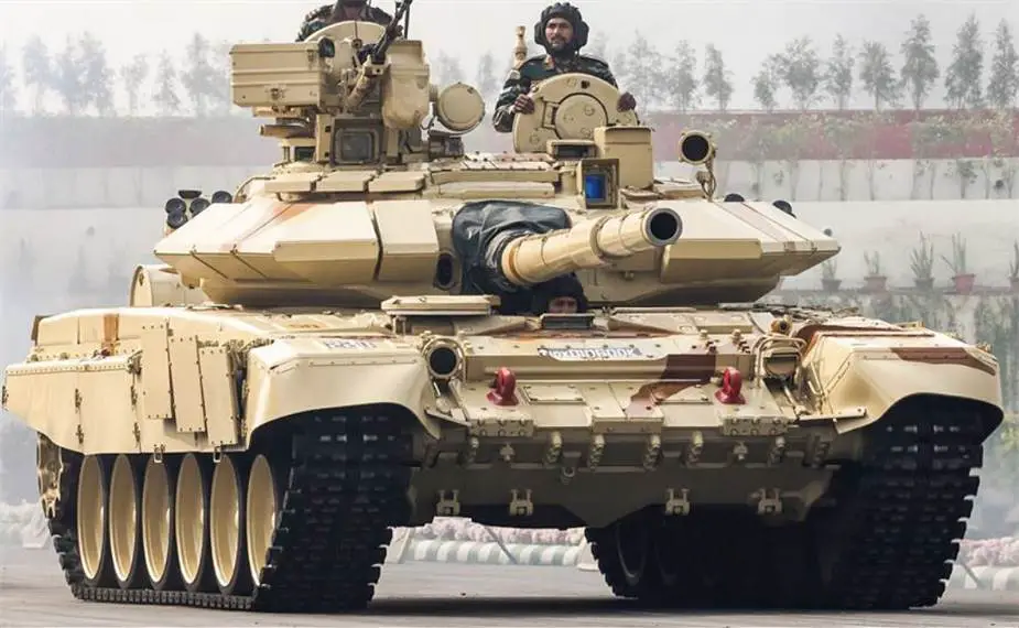Indian_T-90S_main_battle_tank_facing_Chinese_Type_15_light_tank_analysis_925_002.jpg