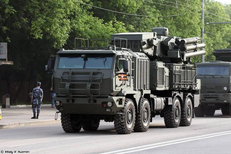 Pantsir-SM_short-range_air_defense_missile_cannon_system_Russia_Victory_Day_military_parade_2020_925_001.jpg