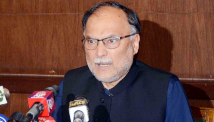 Federal Minister for Planning and Development Ahsan Iqbal addresses a press conference. — Radio Pakistan/File