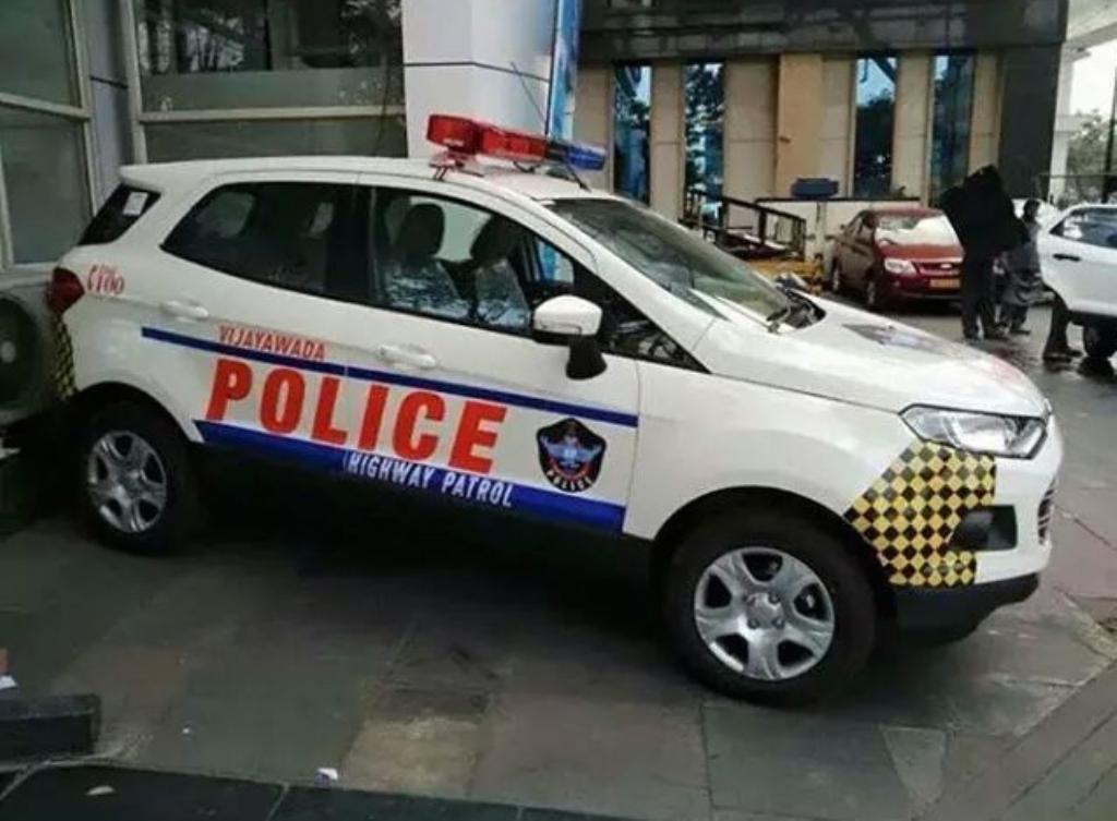 Ford-EcoSport-Police-Car.jpg