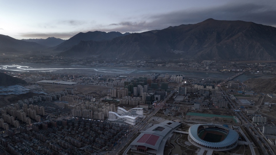 01-Tibet-Woman-and-Children-Hospital_Bazuo-Architecture-960x540.jpg