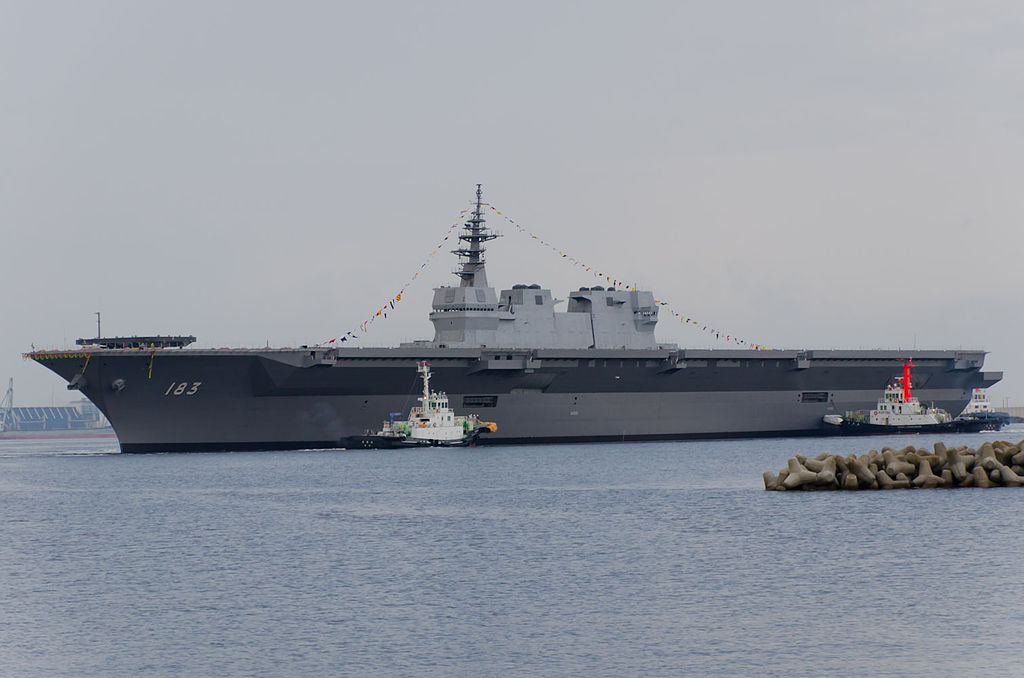 1024px-JS_Izumo_(DDH-183)_just_after_her_launch[1].jpg