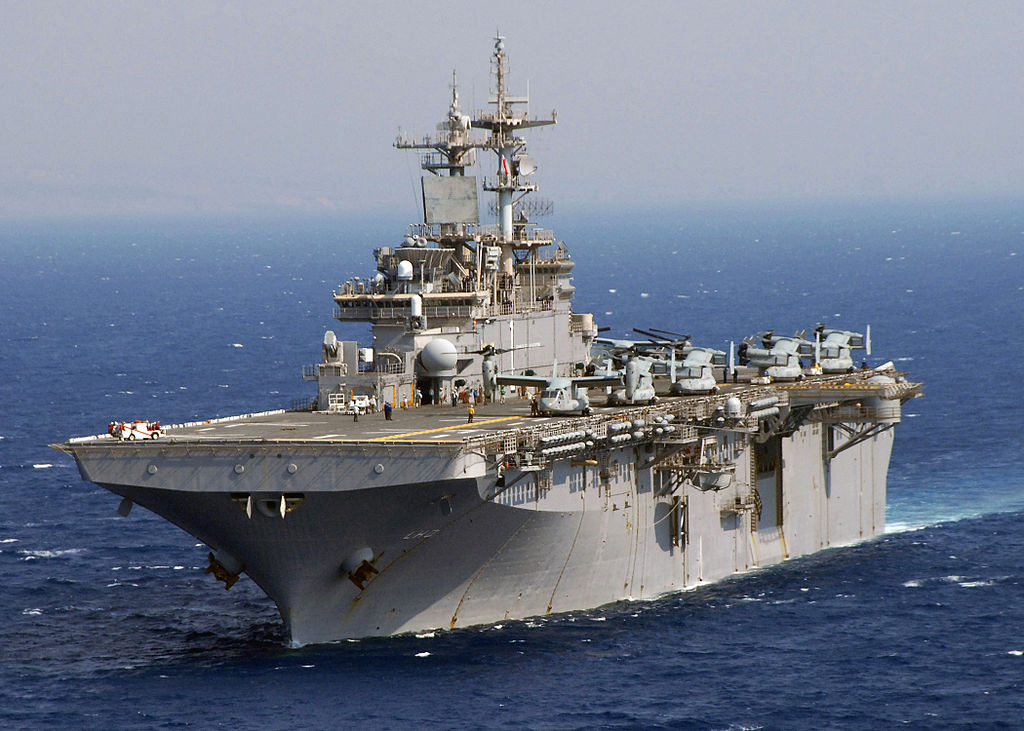 1024px-USS_Wasp_(LHD-1)_Osprey_2.jpg