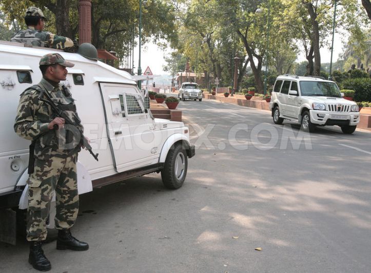 1361531755-security-raised-at-parliament-house-in-new-delhi_1818367.jpg