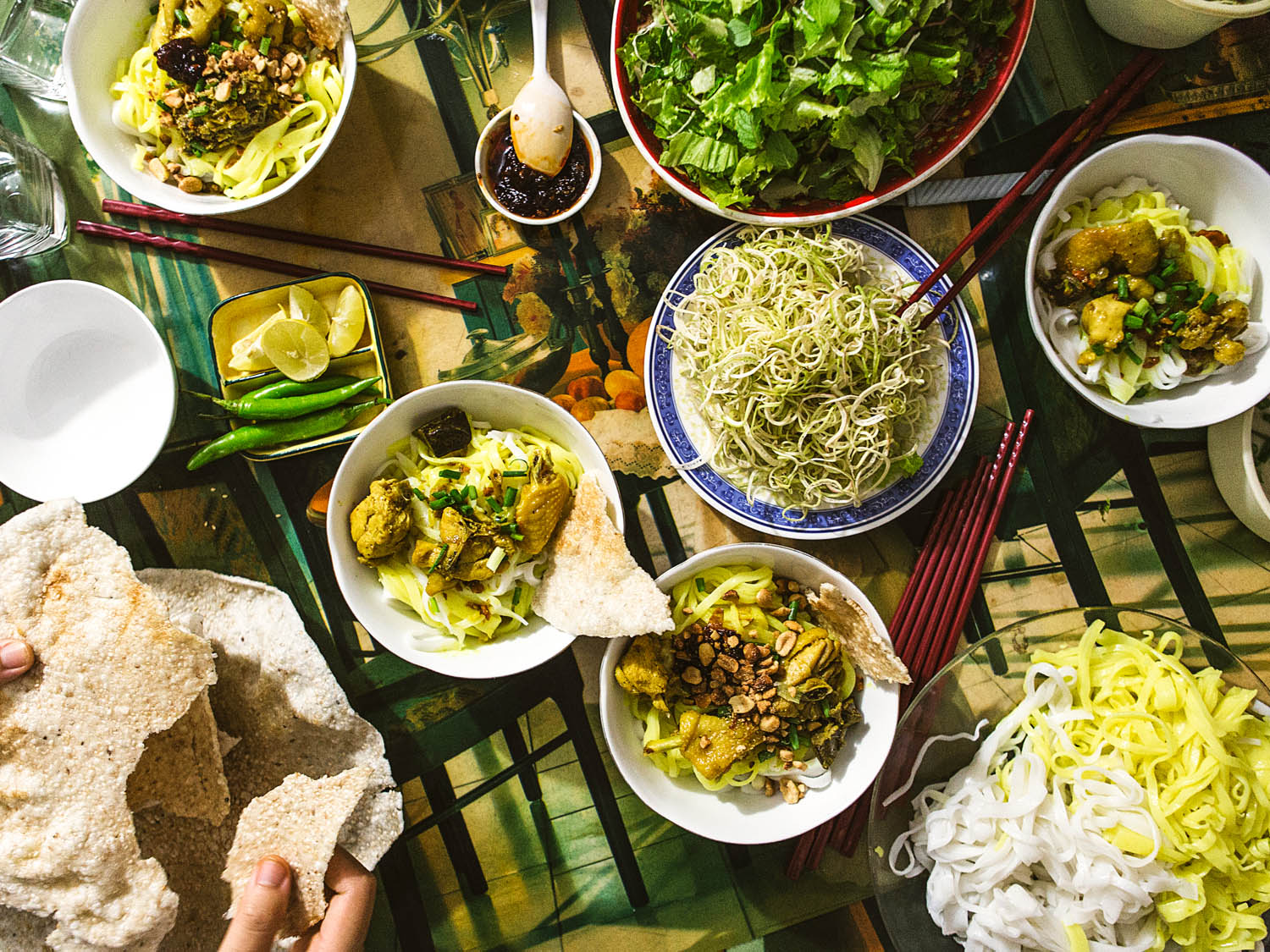 2014093-danang-vietnam-cookingclass-table-brian-oh.jpg