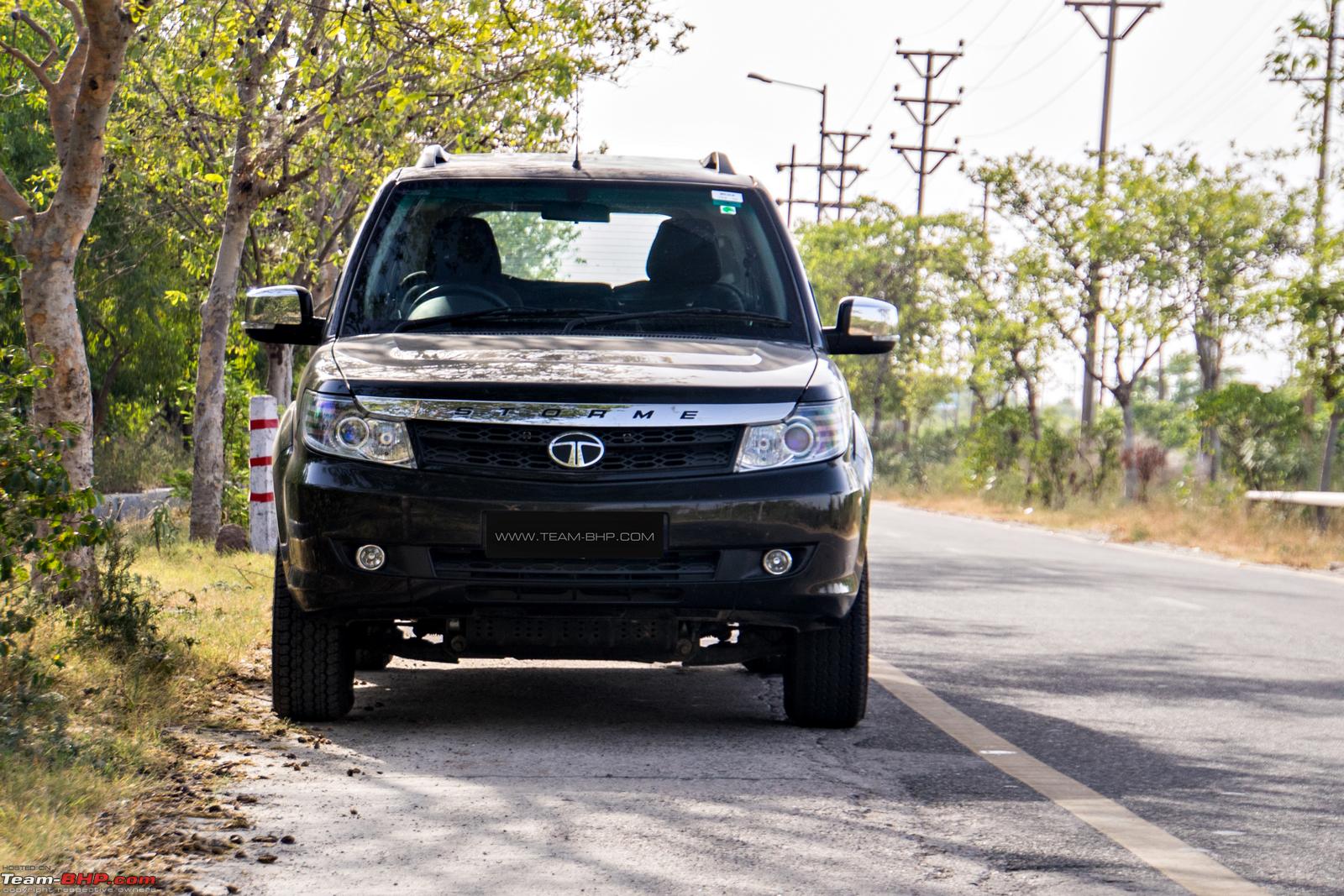 2015-tata-safari-storme-01.jpg