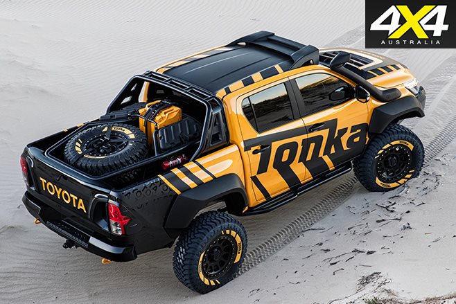 2017-Toyota-Hilux-Tonka-Concept-top.jpg