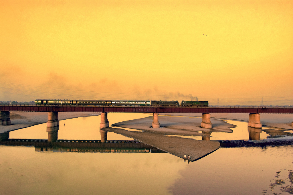 21 Ravi Bridge Lahore.jpg