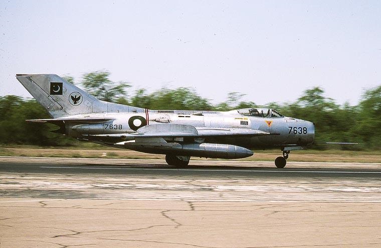 314179177638 Shenyang F.6 25 Sqn Pakistan AF 1981.jpg