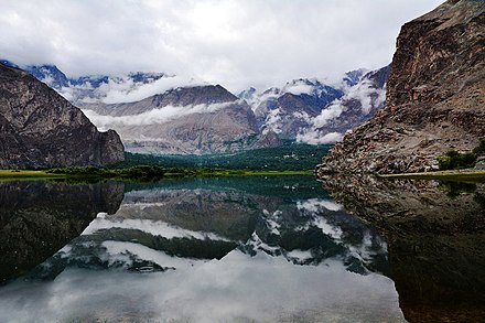 440px-Saling_Spangtoq_Khaplu_Gilgit_Baltistan_Pakistan.jpg