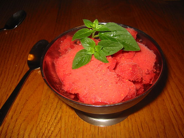 640px-Strawberry_sorbet[1].jpg