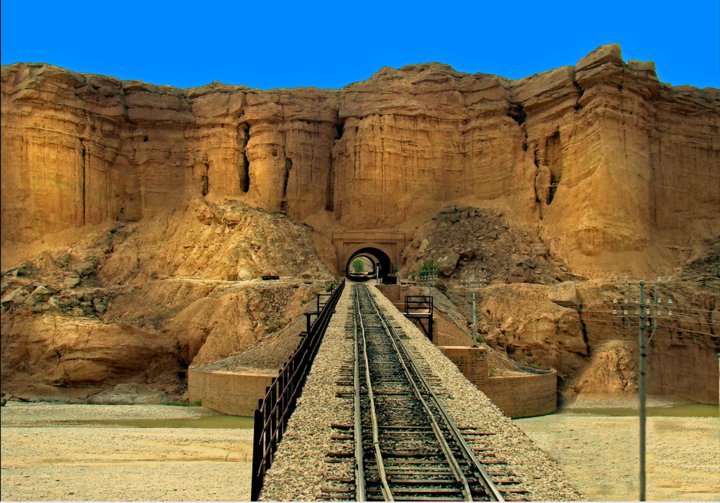 7-railway-track-from-rohri-to-quetta.jpg