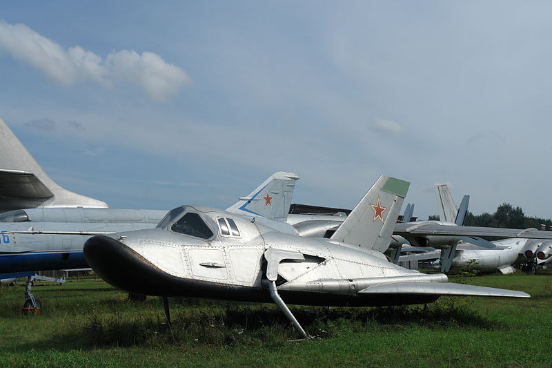 800px-MiG-105-11a.JPG