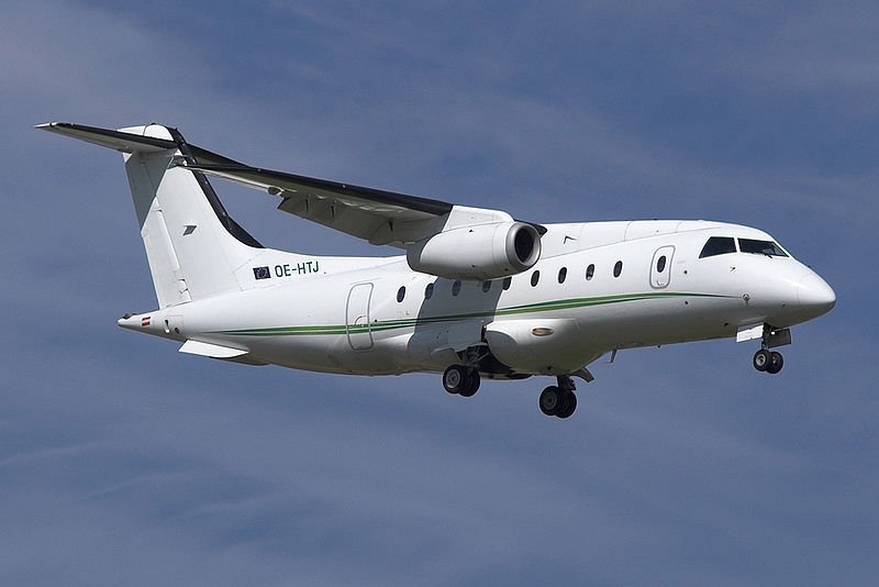 800px-Tyrolean_Jet_Services_Do-328-300_OE-HTJ.jpg
