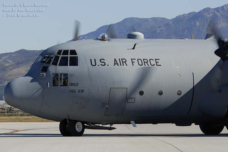 _BEL7169 C-130E 62-1862 146AW right side nose taxiing l.jpg