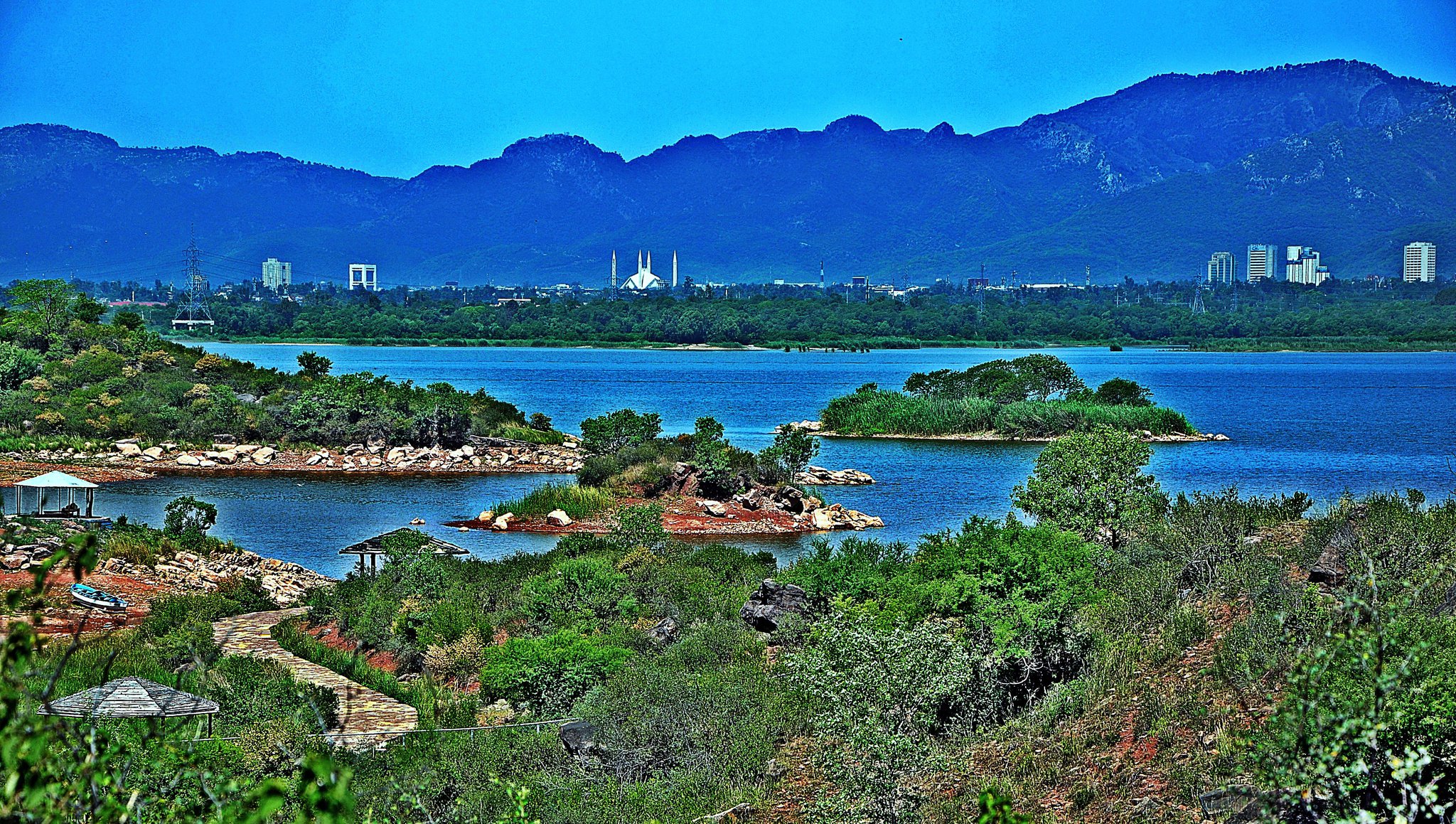 A-beautiful-View-of-Islamabad-photo-by-Babar-Wasiem.jpg