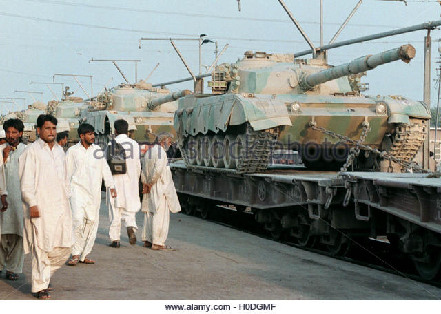 a-goods-train-carrying-pakistan-military-tanks-passes-hyderabad-railway-h0dgmf.jpg