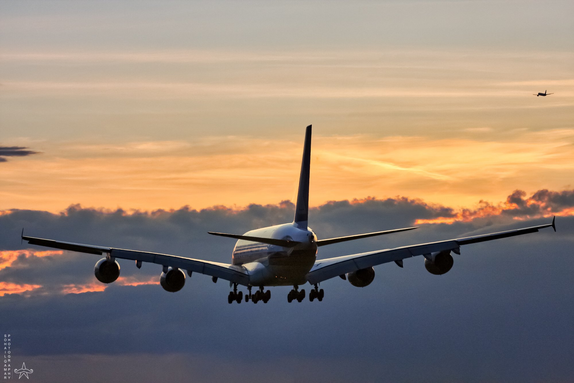 A380 Heathrow-0444.jpg