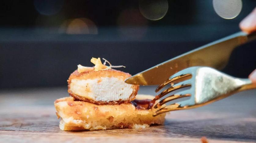 a_nugget_made_from_lab-grown_chicken_meat_at_a_restaurant_in_singapore._afp.jpg