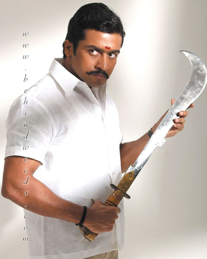 Actor Surya with Veechchu1.jpg